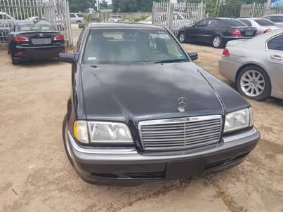 A picture of Mercedes Benz c230