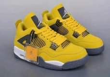 classifieds/shoes