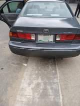 A picture of 2001 Camry Ac needs attention 1 1m to owner Settle