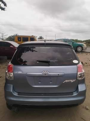 A picture of First body Toyota Matrix 2005 with sound engine gear ac