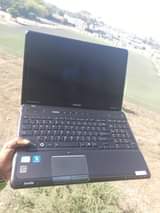 A picture of Toshiha core 7 Ram 4gb hdd 500gb procesor 2.20ghz chaji