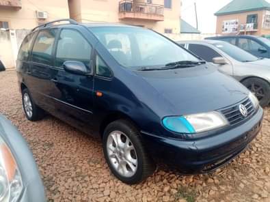 A picture of Clean used Volkswagen sharan 2004 model manual drive Price is