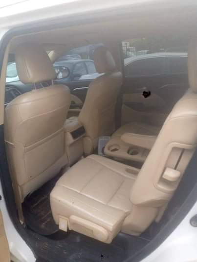 A picture of 2017 Toyota Highlander 2017 Light
