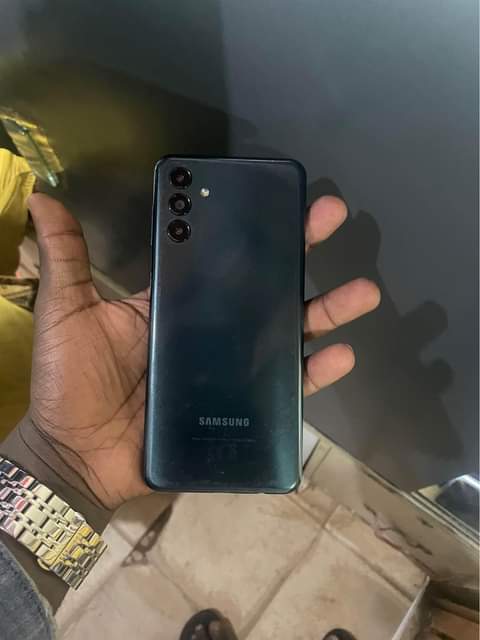 samsung galaxy a04s
