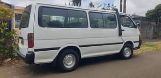 used toyota hiace
