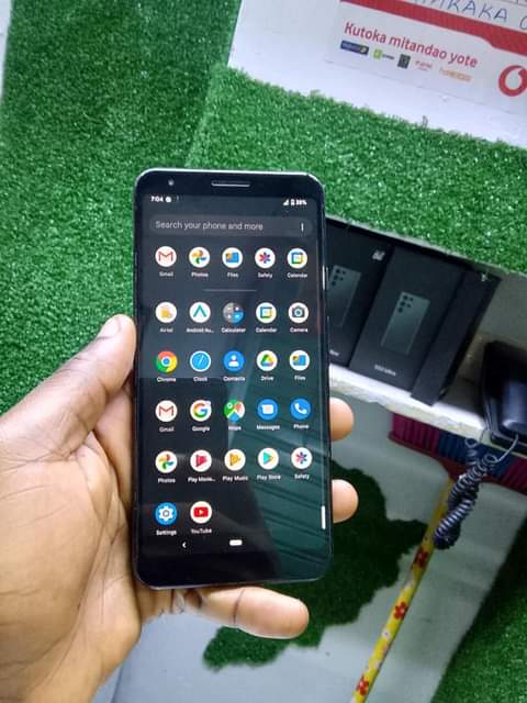A picture of Google pixel 3 AxL