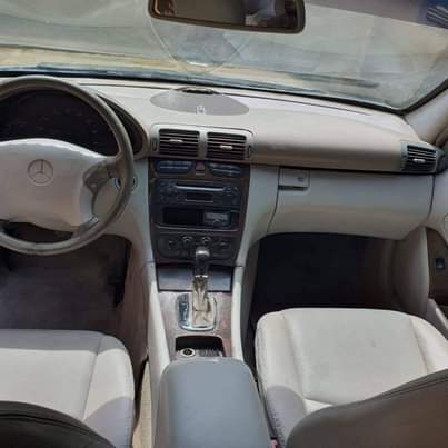 A picture of 2003 Mercedes Benz C180
