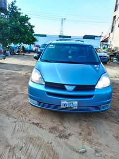 A picture of Toyota sienna 2 8m Awka 07019599253 07038800222