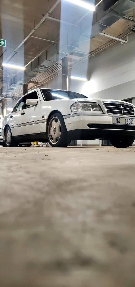 mercedes benz c220