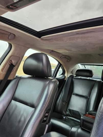 A picture of LEXUS LS460