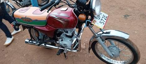 A picture of BAJAJ BOXER