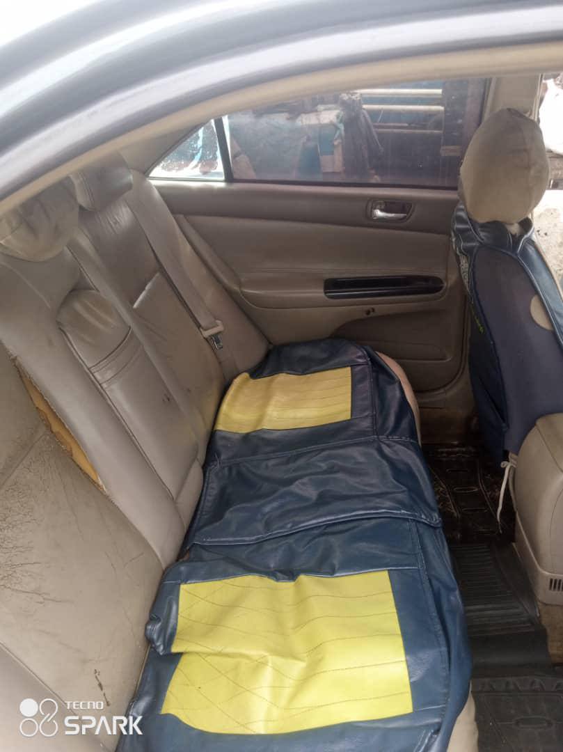 A picture of 2005 Toyota Camry