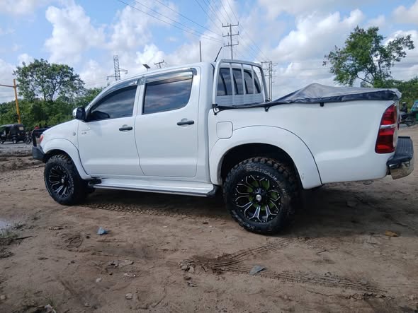 A picture of HILUX VIGO