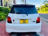 A picture of TOYOTA IST