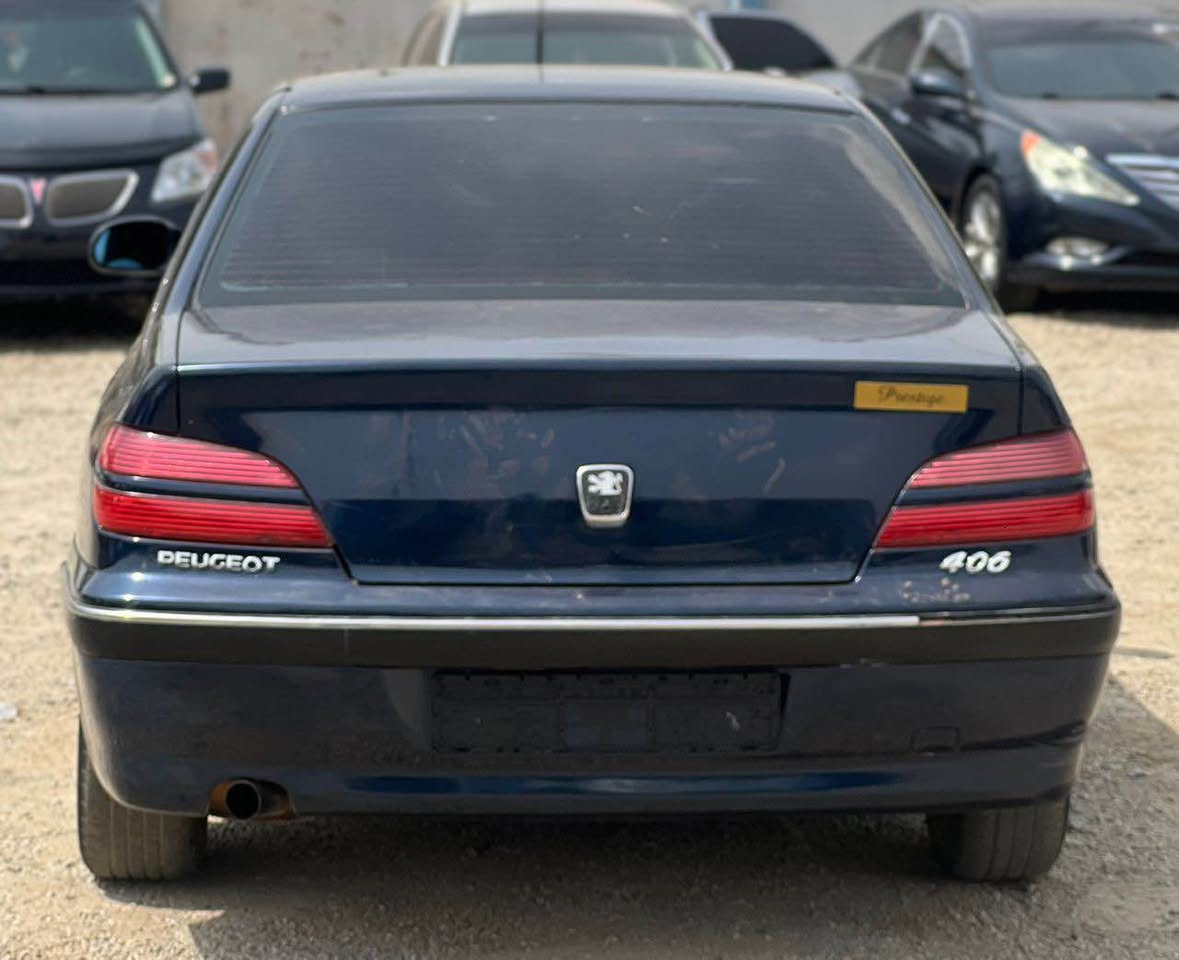 A picture of AUTOMATIC DRIVE A super clean Nigerian used Peugeot 406 2004