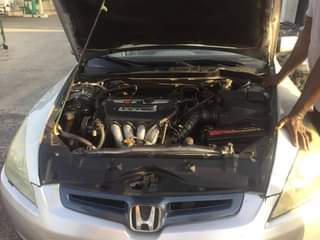 A picture of Honda EOD 4 PLUGS Air conditioner is working Engine untampered
