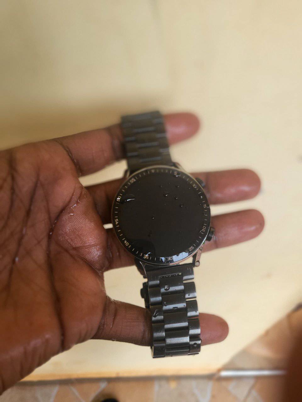 A picture of Smat watch gtab
