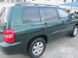 A picture of TOKUNBO Toyota HIGHLANDER 2002Model No mechanical issues Good condition Papers