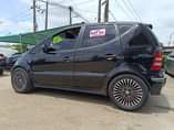 A picture of Distress sale... 2004 mercedes Benz aclass manual transmission with factory