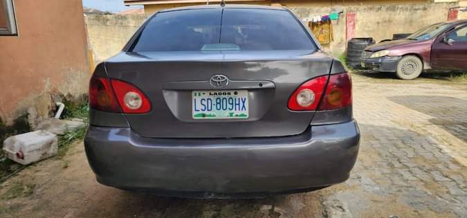 A picture of Toyota Corolla 2004