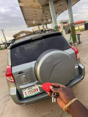 A picture of 2008 Toyota Jeep