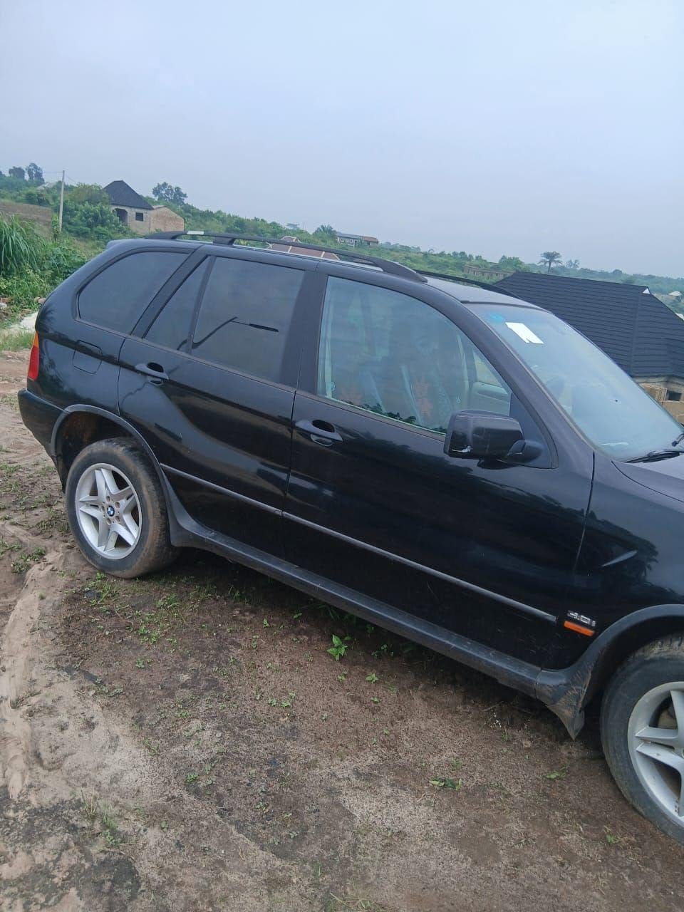 A picture of 2025 BMW X5