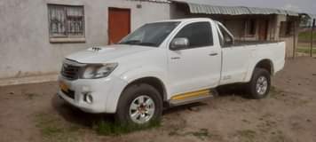 used toyota hilux