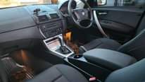 A picture of BMW X3. MIL 25