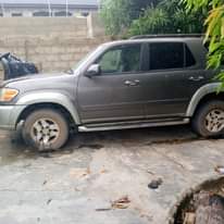 A picture of Grade one Toyota Sequoia pure firstbody barley used. At the