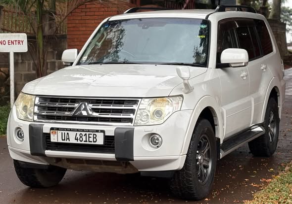 A picture of Mitsubishi Pajero On Sale