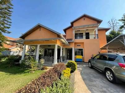 self compound houses
