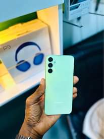 A picture of SAMSUNG A24 128GB