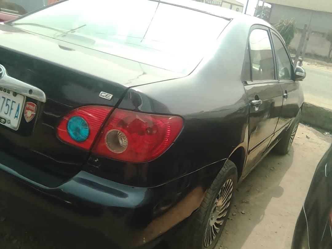 A picture of 2004 Toyota Corolla
