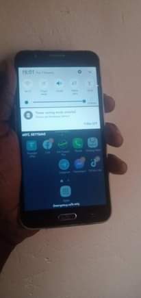 A picture of Samsung J7