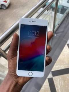 A picture of I phone 6 plus