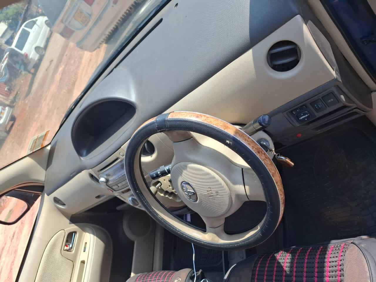 A picture of SIENTA 16.5M CALL 0701488581 WHAT S APP 077641