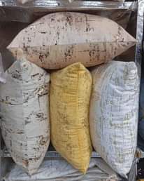 A picture of Throw pillows