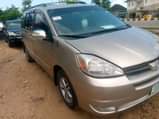 A picture of Toyota Sienna 2005 2 8M Lokoja Kogi State