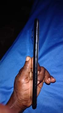A picture of SAMSUNG A10s