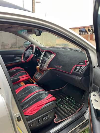 A picture of 100 TOKS STANDARD TOTAL FIRST BODY 9 MONTHS NEATLY USED