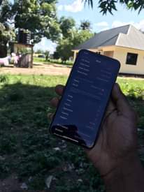 A picture of iPhone XS MAX 64GB NO FACE