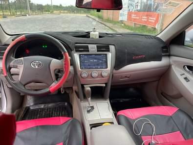 A picture of OMG This is tokunbo standard Camry 2010 model registered but