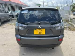 A picture of OUTLANDER 0714058883