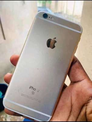 A picture of Njoo na 80k nikupe simu aiona kipengere 0774341373