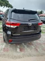 A picture of 2016 Toyota highlander
