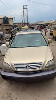 A picture of Hot deal Rx 300 Engine and gear untouchable Air condition