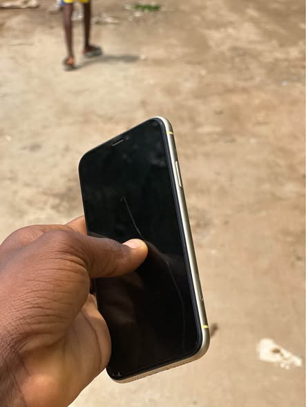 A picture of iPhone XR