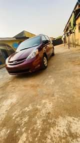 A picture of 2008 Sienna