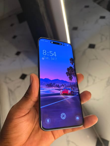 A picture of Tecno Spark slim