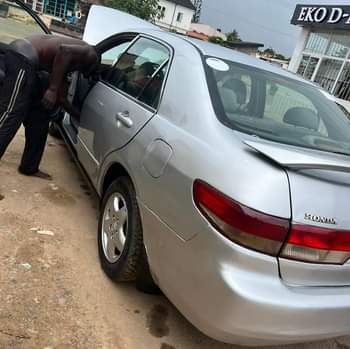 A picture of Neatly used 04 Honda EOD